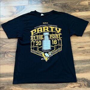 Reebok Penguins 2016 Stanley Cup Champs Black Gold NHL Hockey Tee Size Large